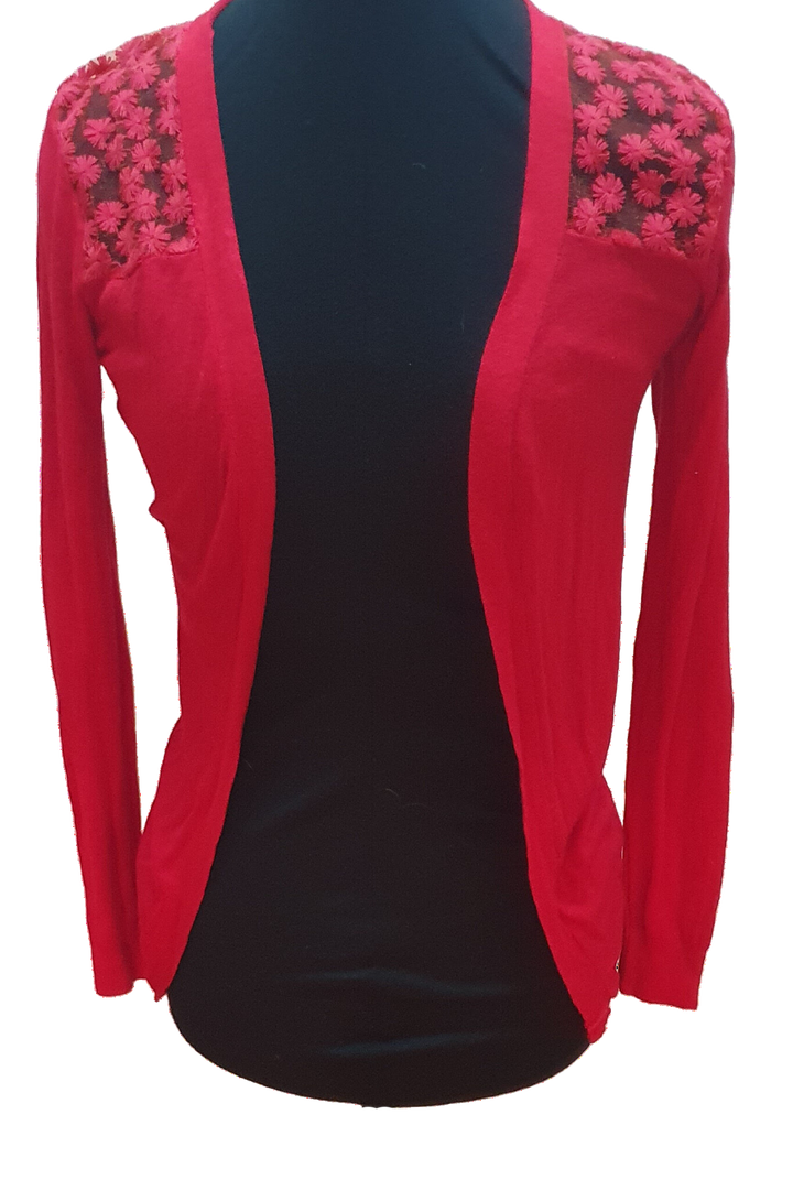 RED FINE KNIT WITH ROSES DETAIL JERSEY