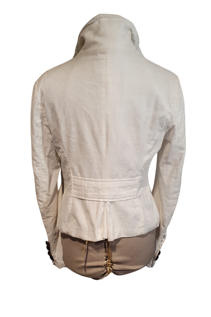 CHIC WHITE FELT STUNNING JACKET WITH BROWN BUTTONS